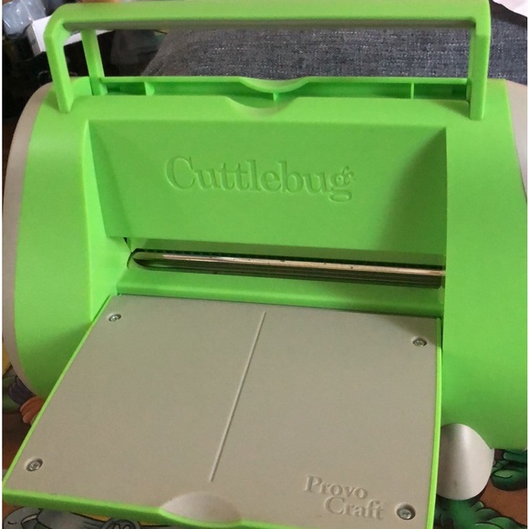 Cuttlebug - Picture 2 of 6